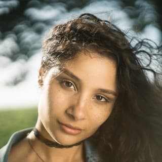 Mariana C.